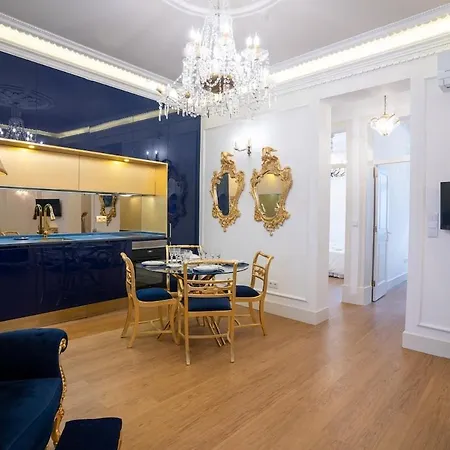 Baroque With Patio Portuguese Soul Bica Tram 4p Lissabon