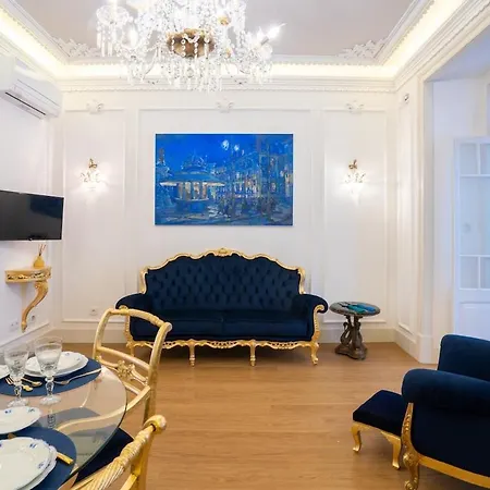 Baroque With Patio Portuguese Soul Bica Tram 4p Lissabon