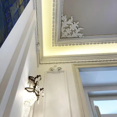 Baroque With Patio Portuguese Soul Bica Tram 4p * Lissabon