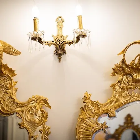 Baroque With Patio Portuguese Soul Bica Tram 4p Lissabon