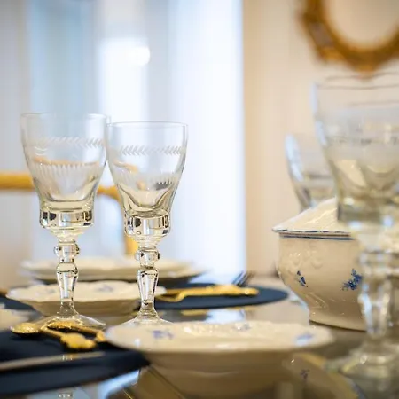 Apartament Baroque With Patio Portuguese Soul Bica Tram 4p Lizbona