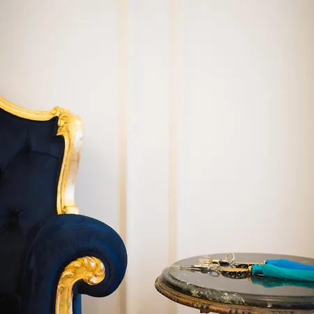 Lejlighed Baroque With Patio Portuguese Soul Bica Tram 4p *