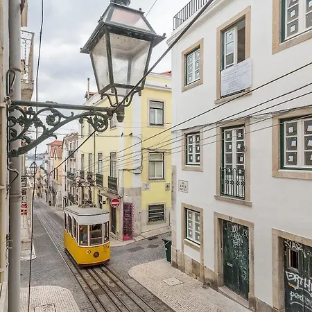 Baroque With Patio Portuguese Soul Bica Tram 4p * Lisboa