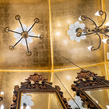 Baroque With Patio Portuguese Soul Bica Tram 4p Lisboa